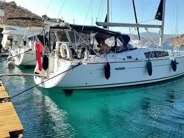 Beneteau Oceanis 43