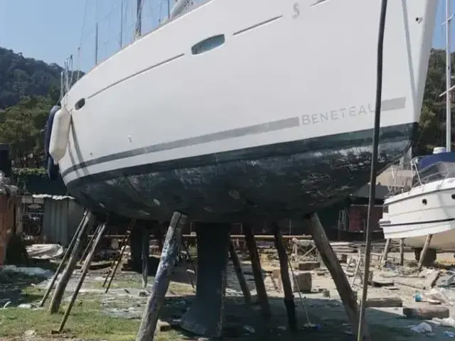 Beneteau Oceanis 43