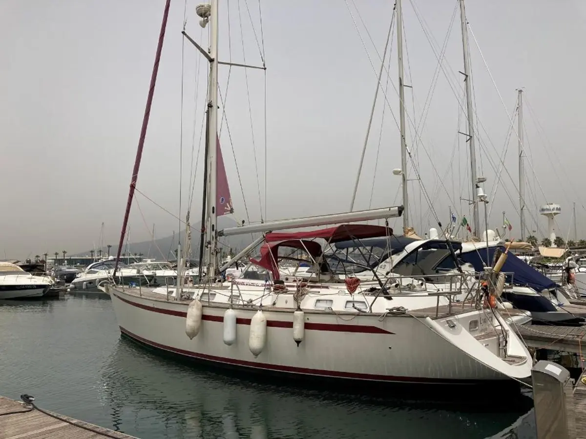 2001 Mediterranean 460