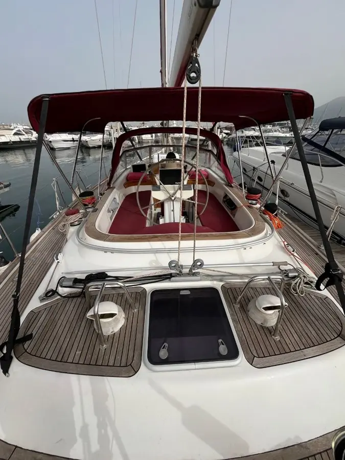 2001 Mediterranean 460