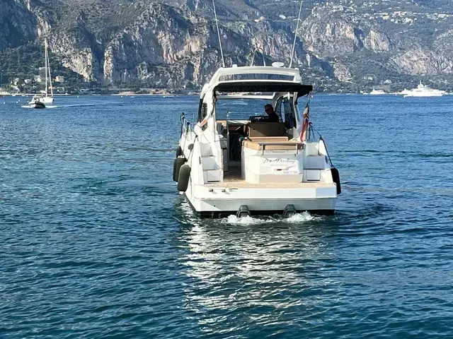 Galeon 305 HTS