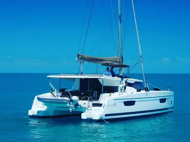 Fountaine Pajot Lucia 40