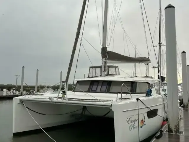 Fountaine Pajot Lucia 40