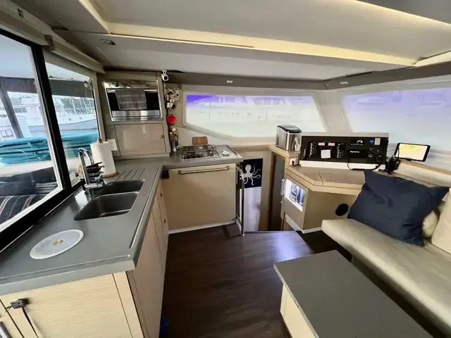 Fountaine Pajot Lucia 40