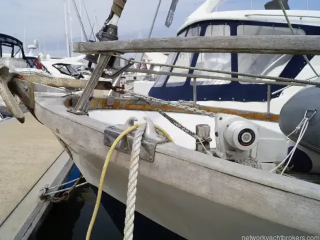 Nauticat 33