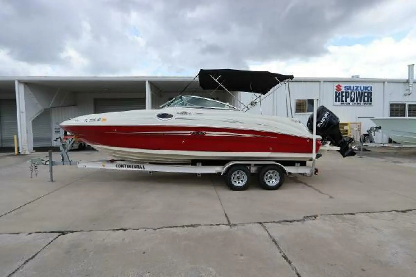 2007 Sea Ray 240 sundeck