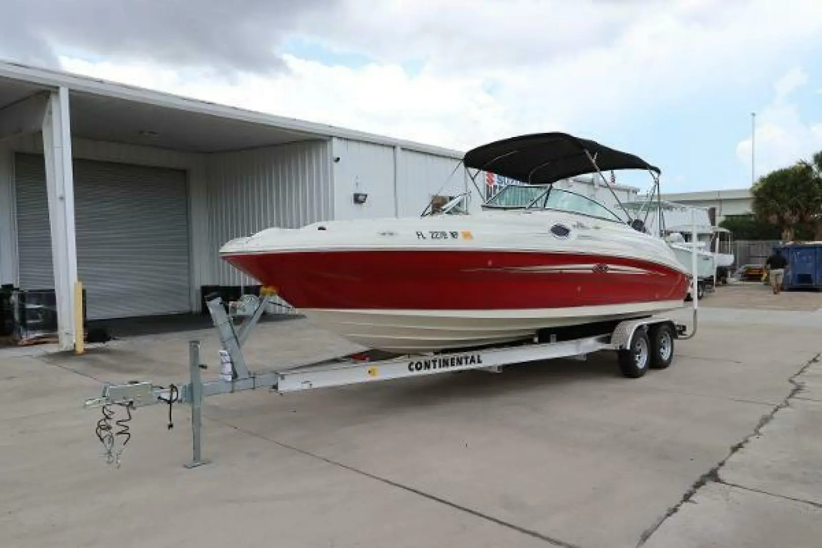 2007 Sea Ray 240 sundeck