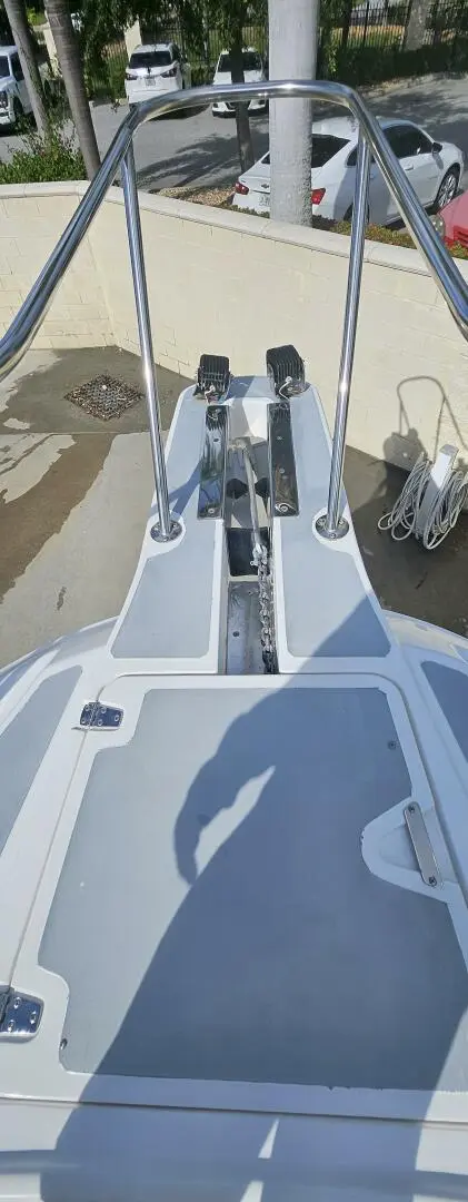 2002 Boston Whaler 290 outrage