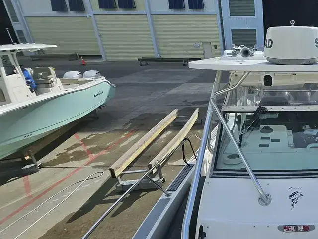 Boston Whaler 290 Outrage