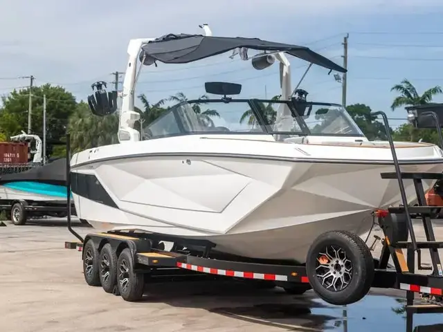 Nautique Boats G25