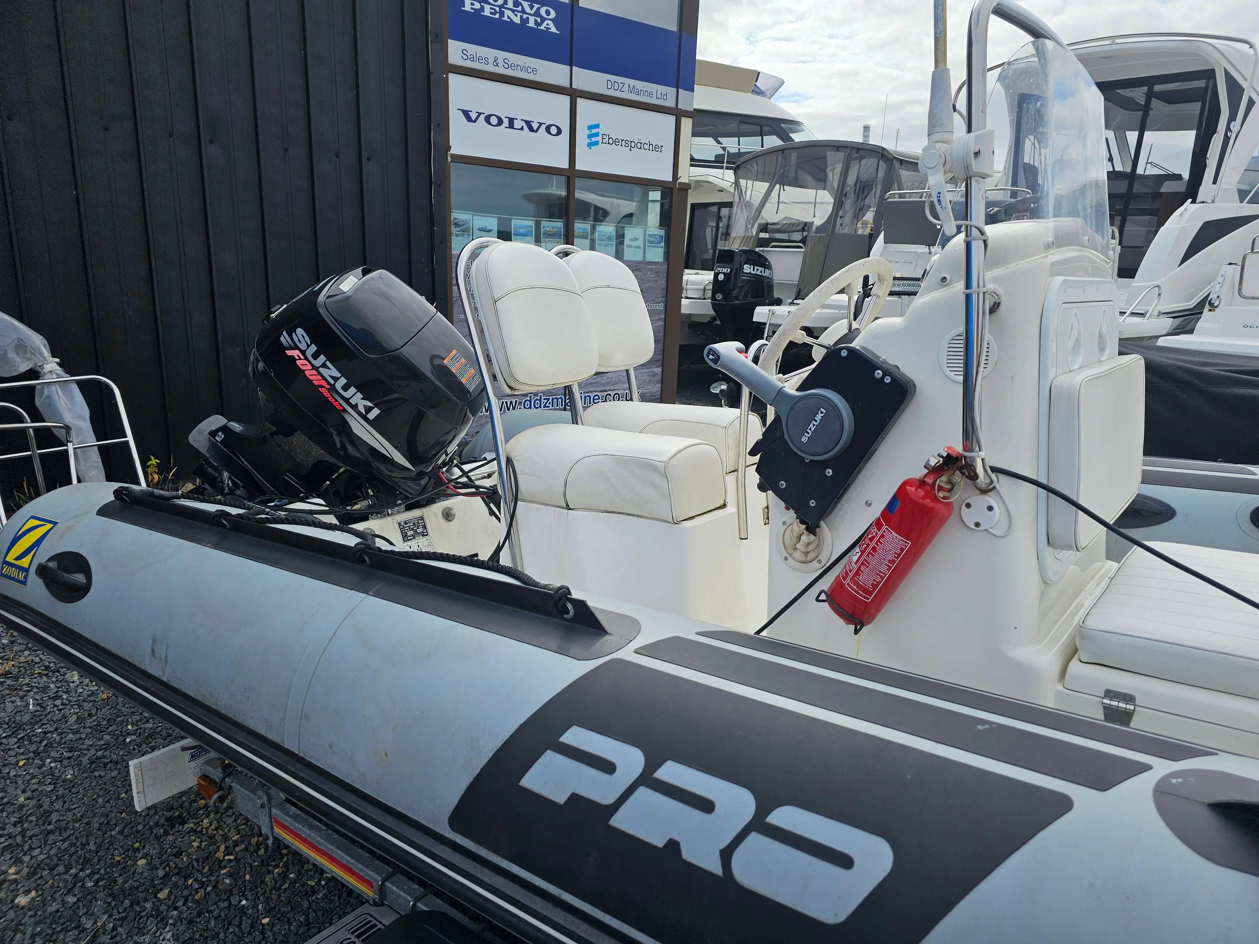 2009 Zodiac pro 12 man