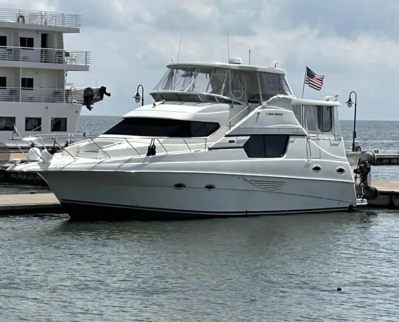 2002 Silverton 453 motor yacht