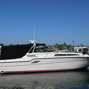 1985 Sea Ray 460 Express Cruiser