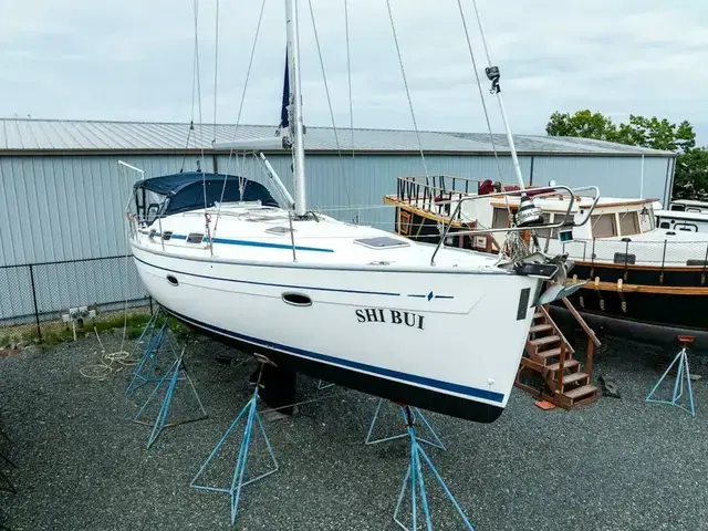 Bavaria 39 Cruiser for sale in United States of America for $149,700 (£115,018)