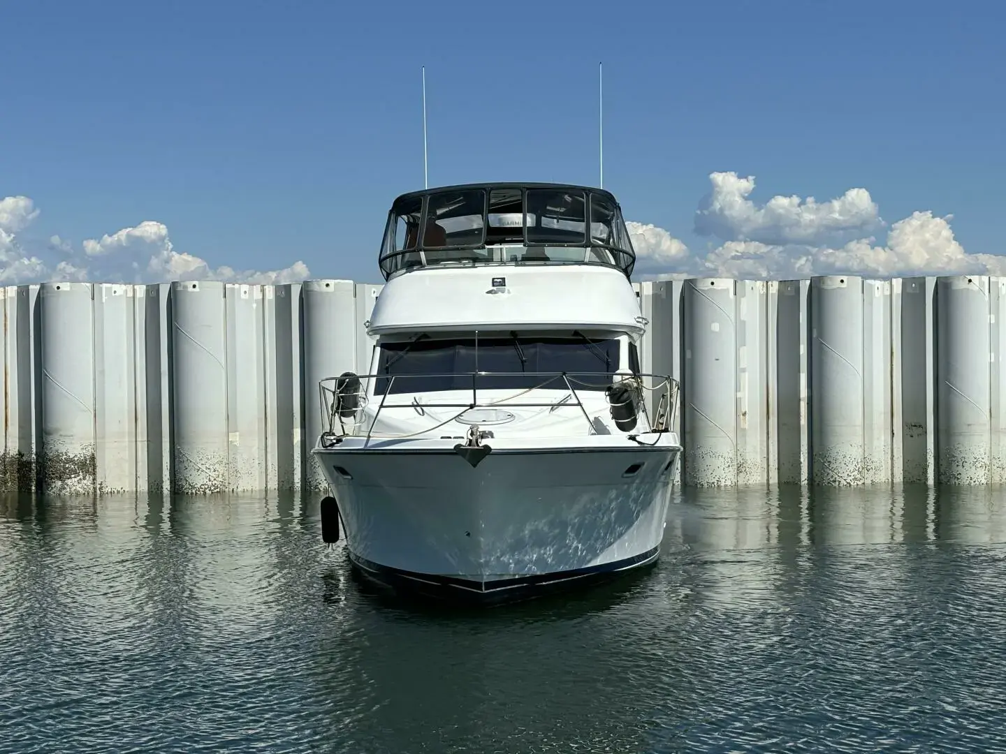 2000 Bayliner 3788 command bridge