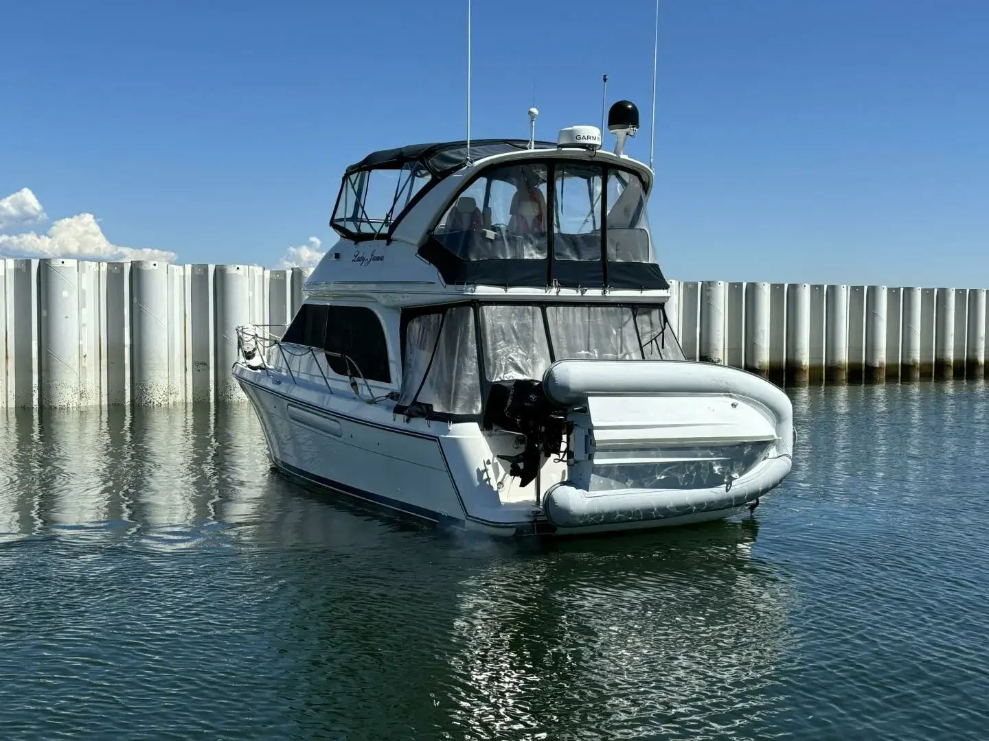 2000 Bayliner 3788 command bridge