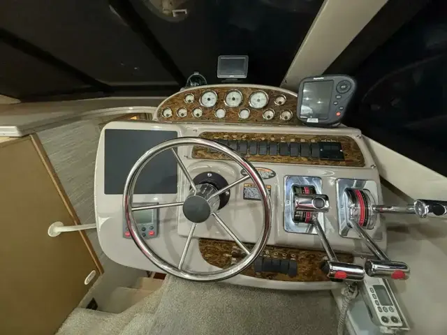 Bayliner 3788 Command Bridge Motoryacht