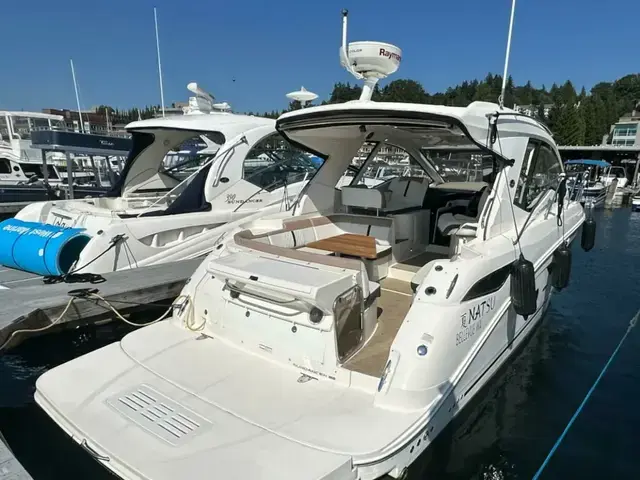 Sea Ray Sundancer 350 Coupe