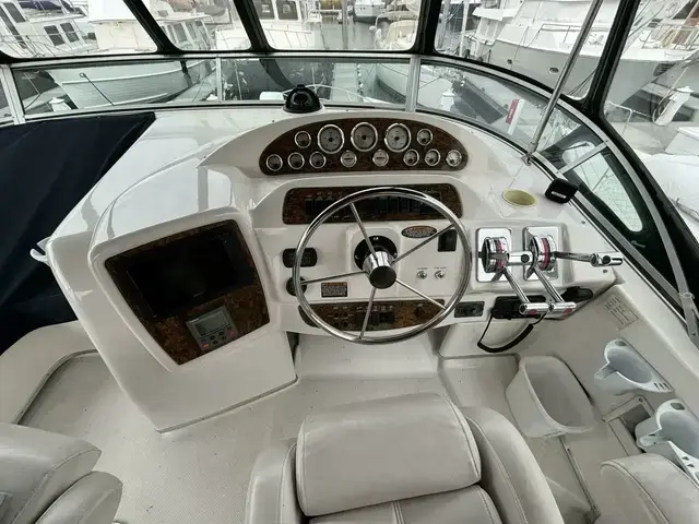 Bayliner 3788 Command Bridge Motoryacht