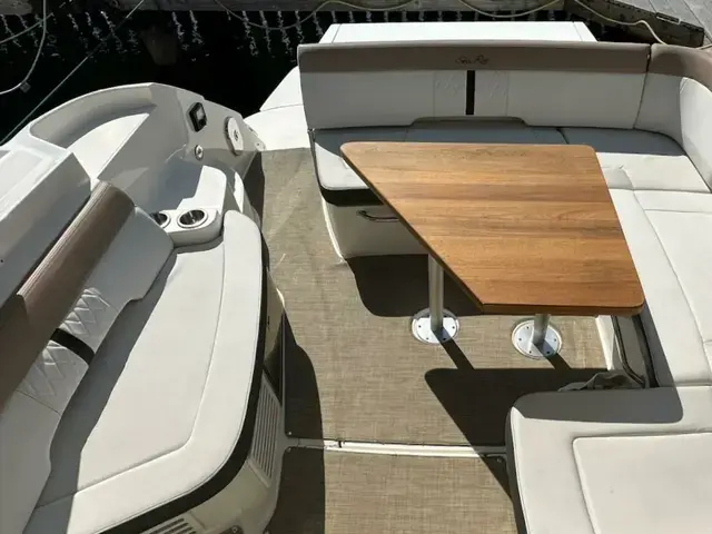 Sea Ray Sundancer 350 Coupe