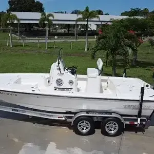 2022 Pathfinder Boats 2300 HPS