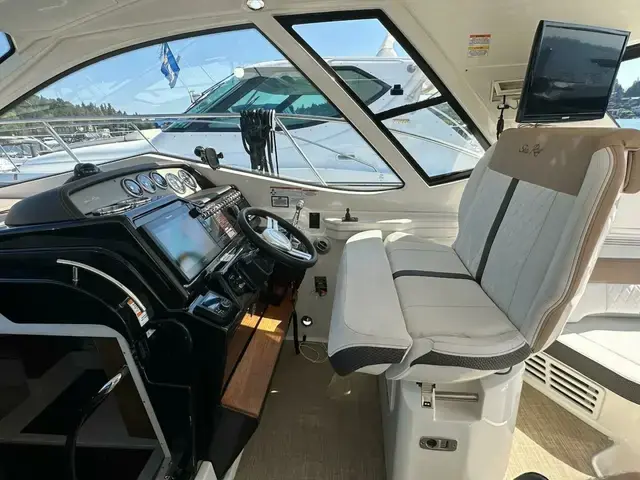 Sea Ray Sundancer 350 Coupe