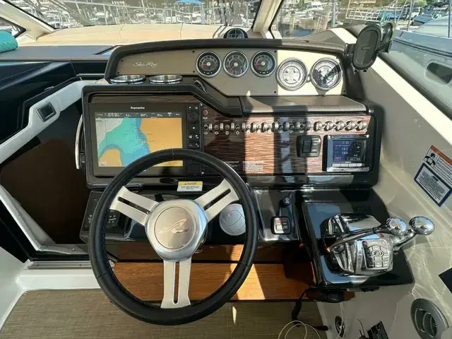 Sea Ray Sundancer 350 Coupe