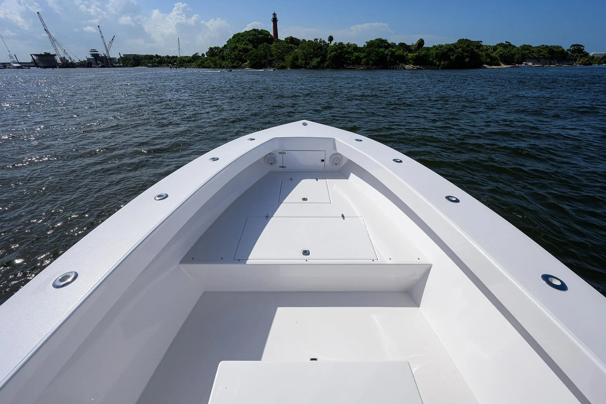 1995 Jupiter 31 center console