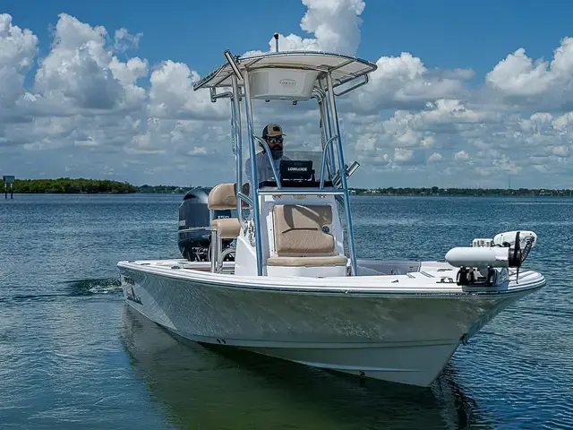 Sportsman Tournament 214 Bay Boat