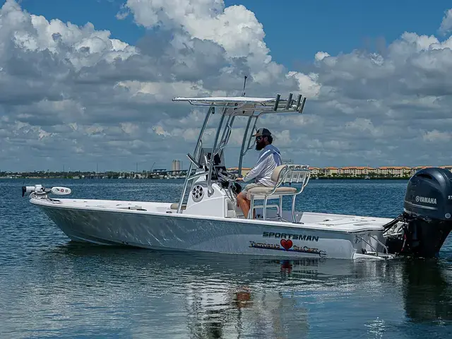 Sportsman Tournament 214 Bay Boat