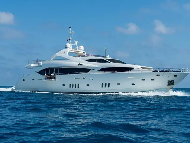 Sunseeker 34M Yacht