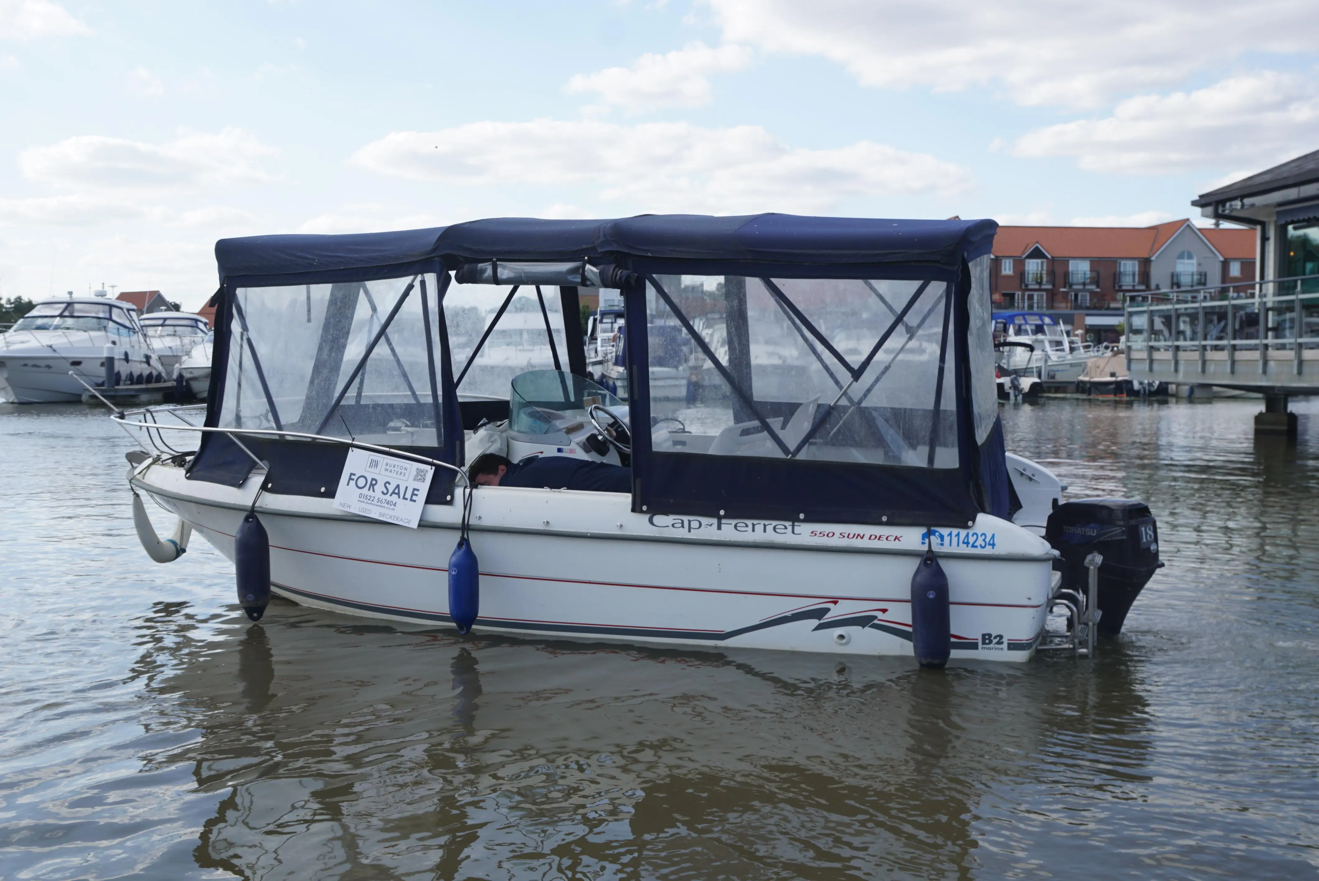 2006 Bimini 550 sundeck