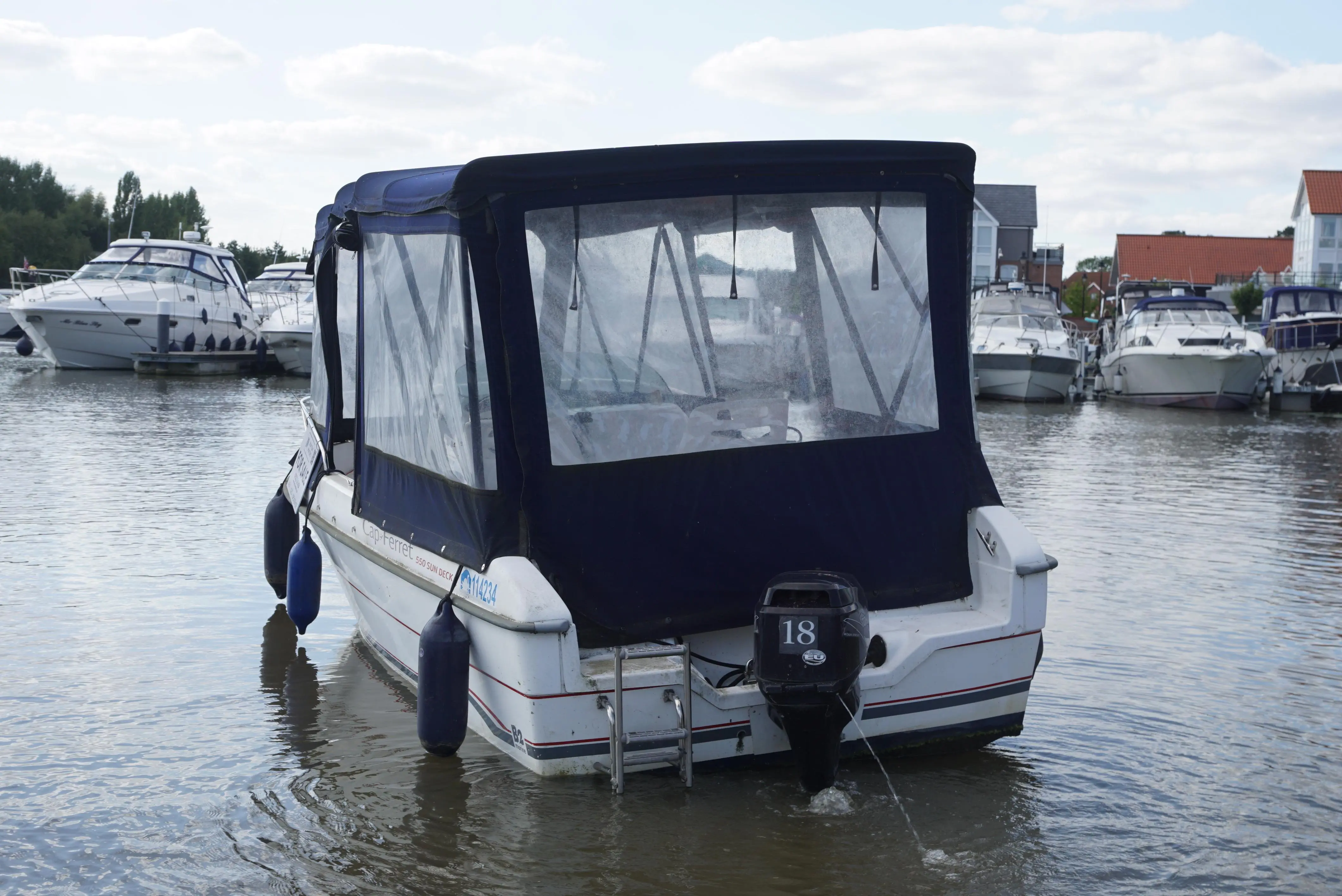 2006 Bimini 550 sundeck