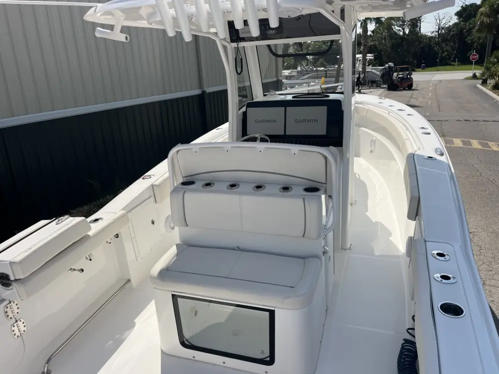 2023 Sea Hunt 30 gamefish cb