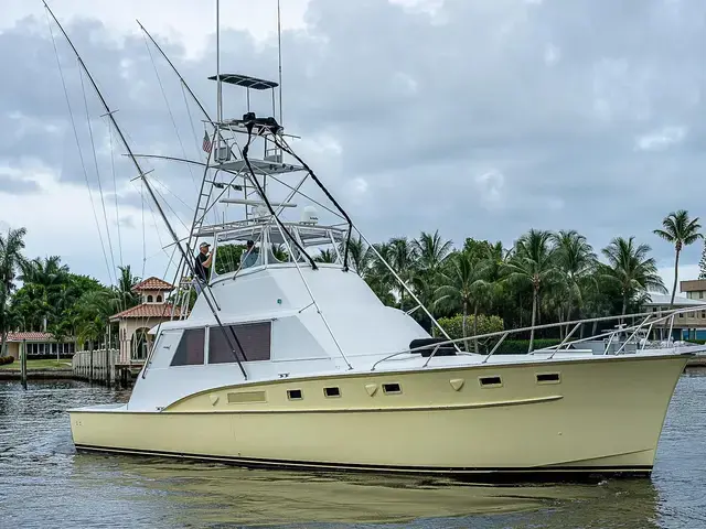 Hatteras 50'