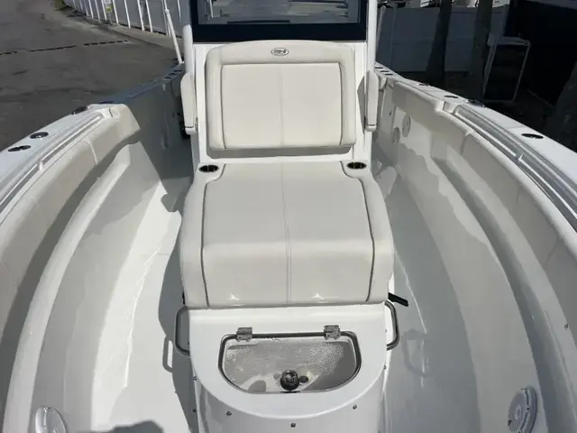 Sea Hunt Boats 30 Gamefish Cb