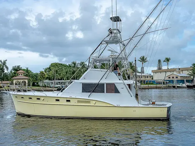 Hatteras 50'