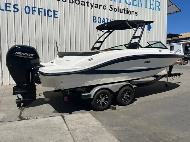 Sea Ray SPX 210 OB