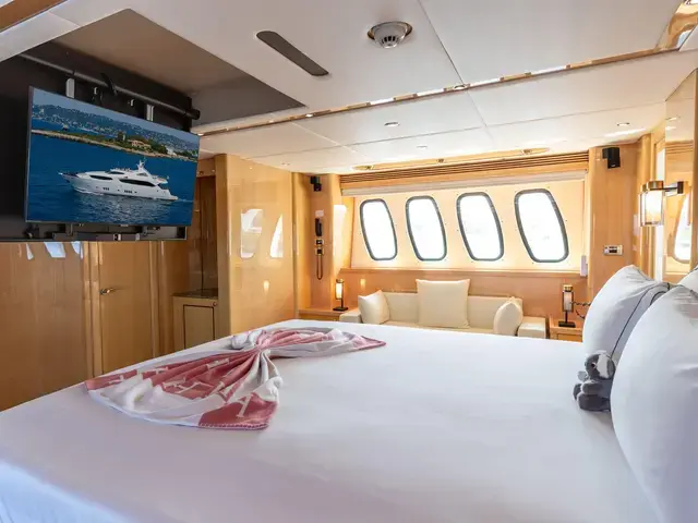 Sunseeker 34M Yacht