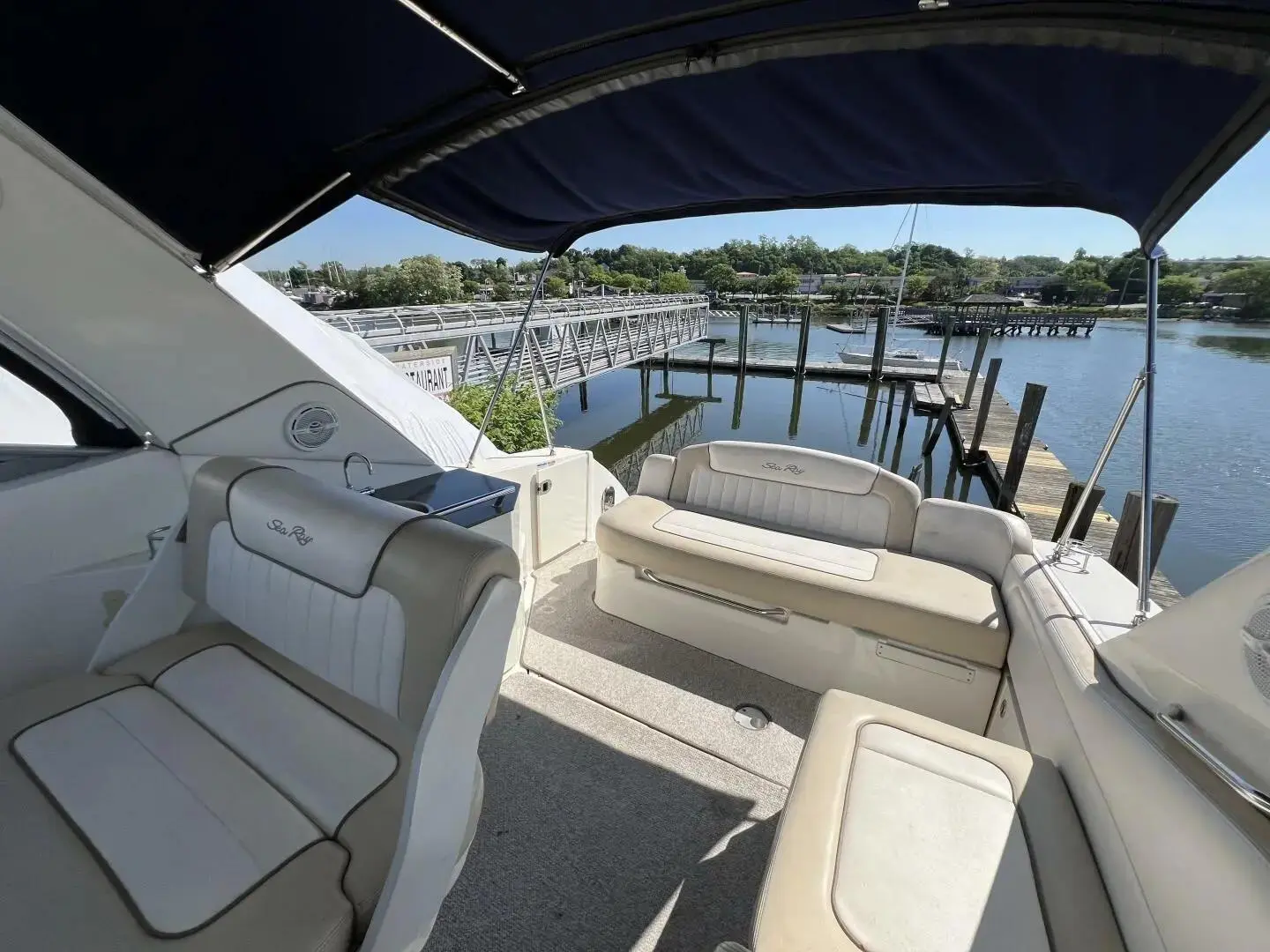 2012 Sea Ray sundancer 31