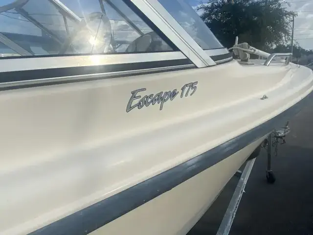 Sea Hunt 17 Escape