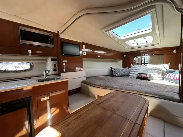 Sea Ray Sundancer 31