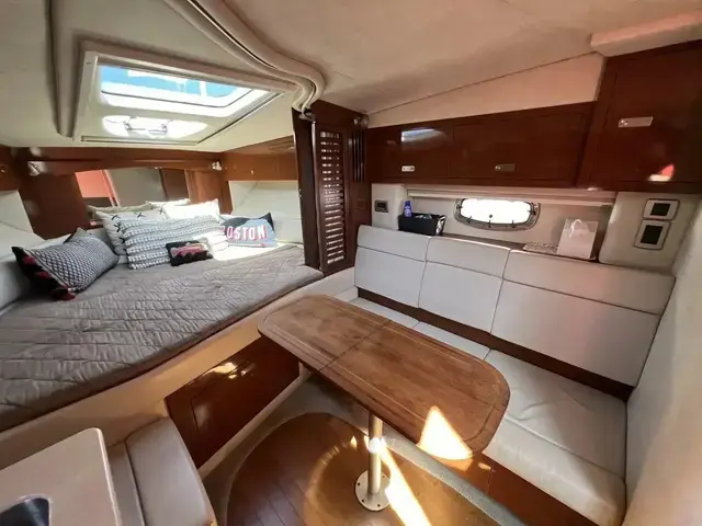 Sea Ray Sundancer 31