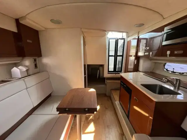 Sea Ray Sundancer 31