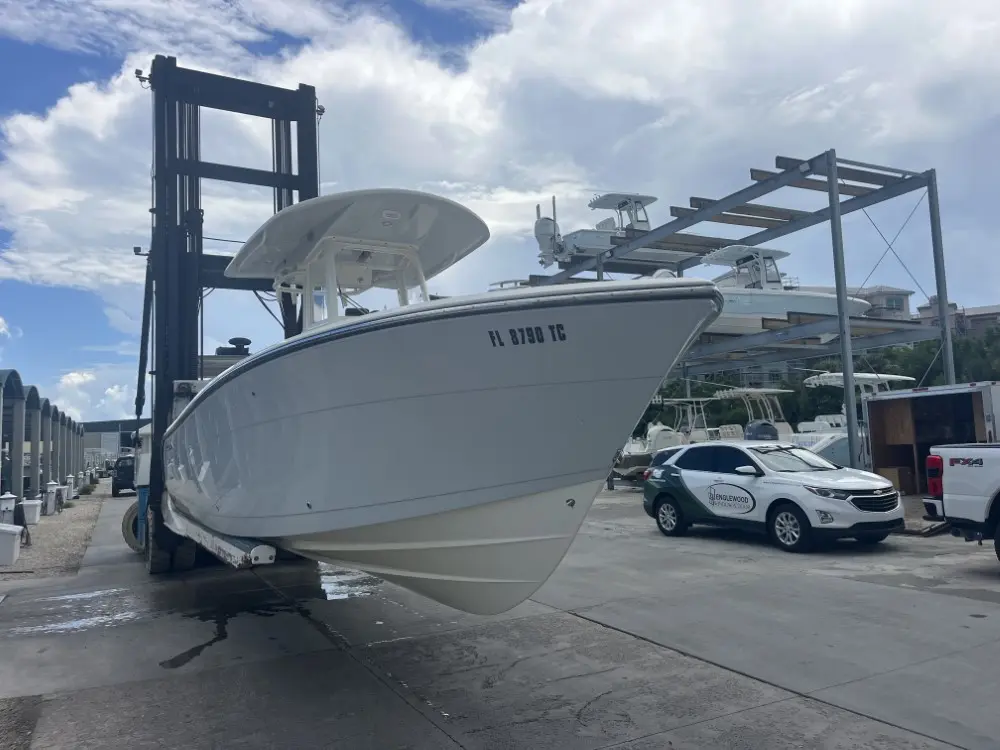 2021 Cobia Boats 262 cc