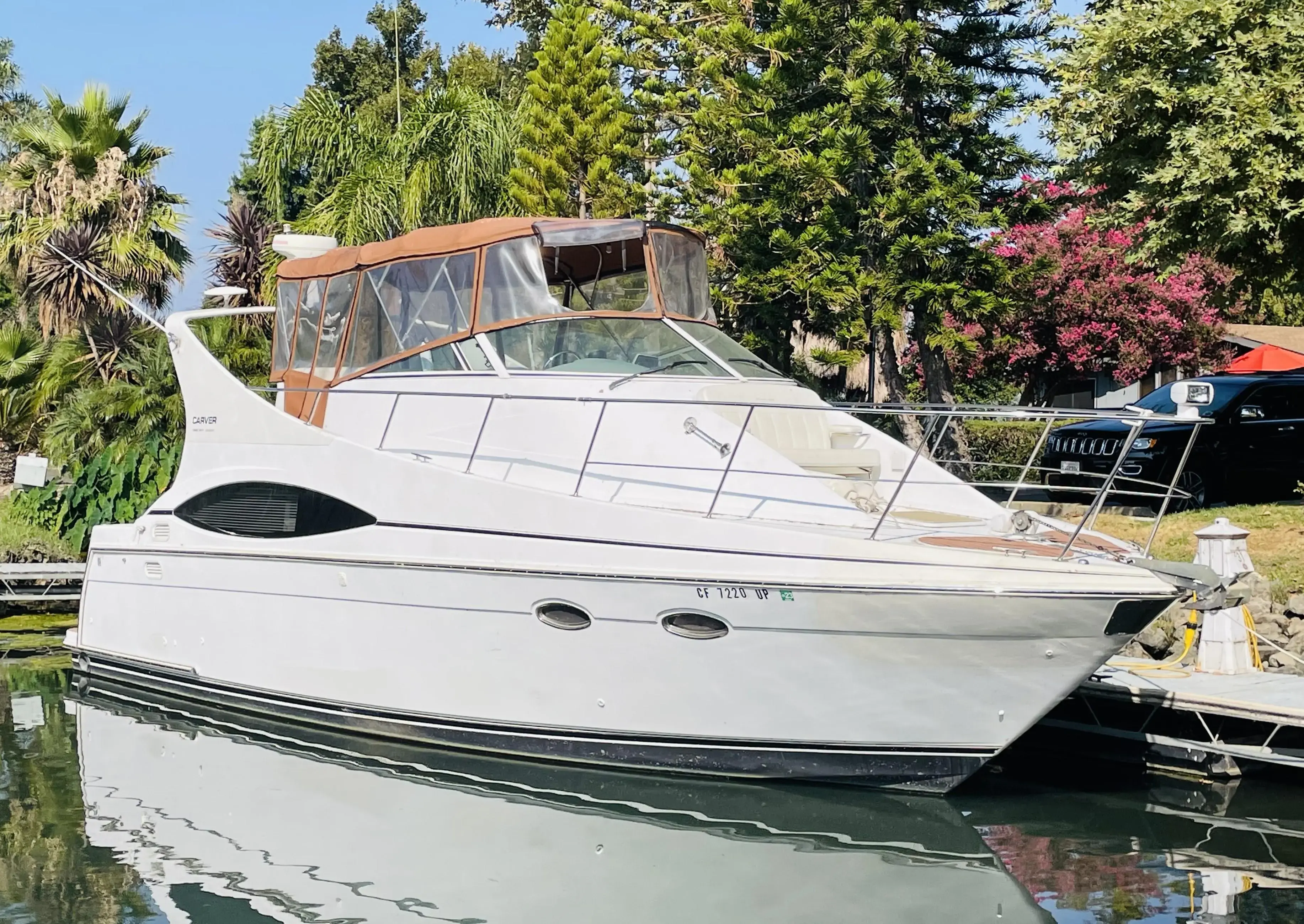 2000 Carver 350 mariner