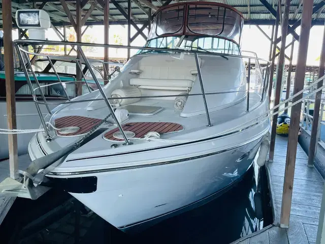 Carver 350 Mariner