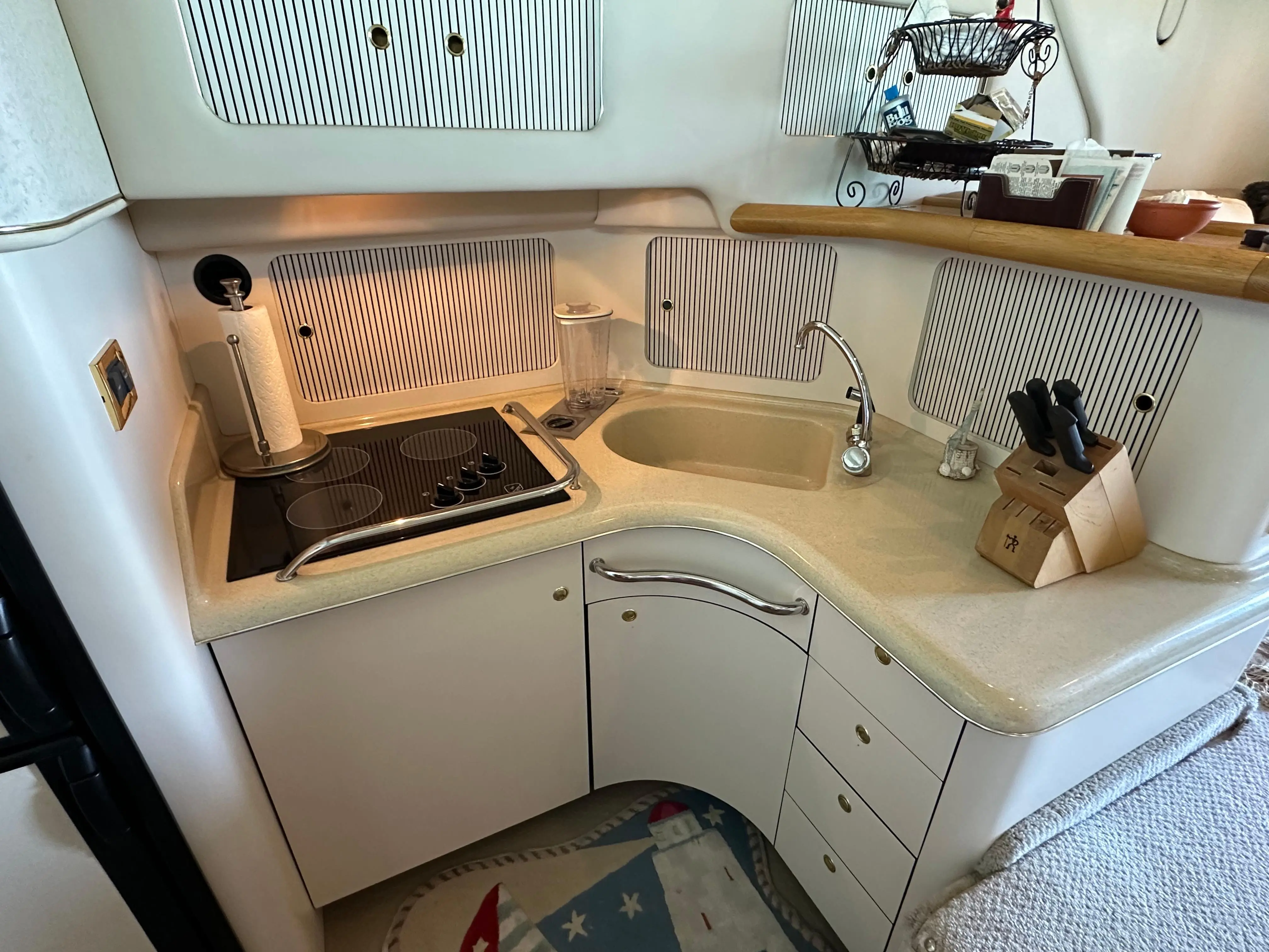 1998 Sea Ray 40 sedanbridge