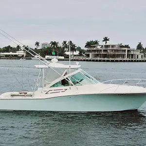 2005 Cabo 32'