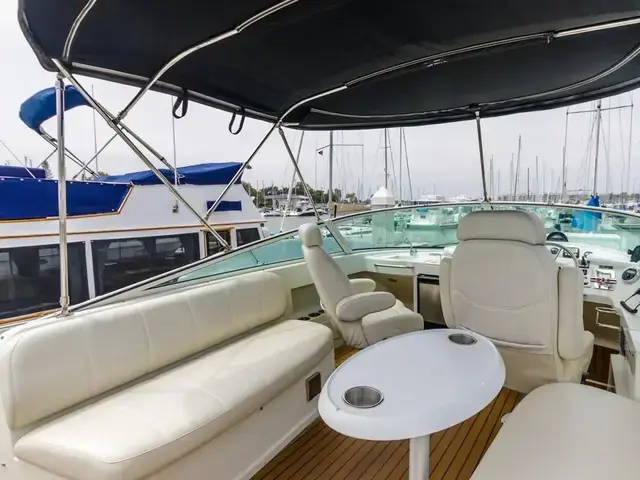 Carver 37'